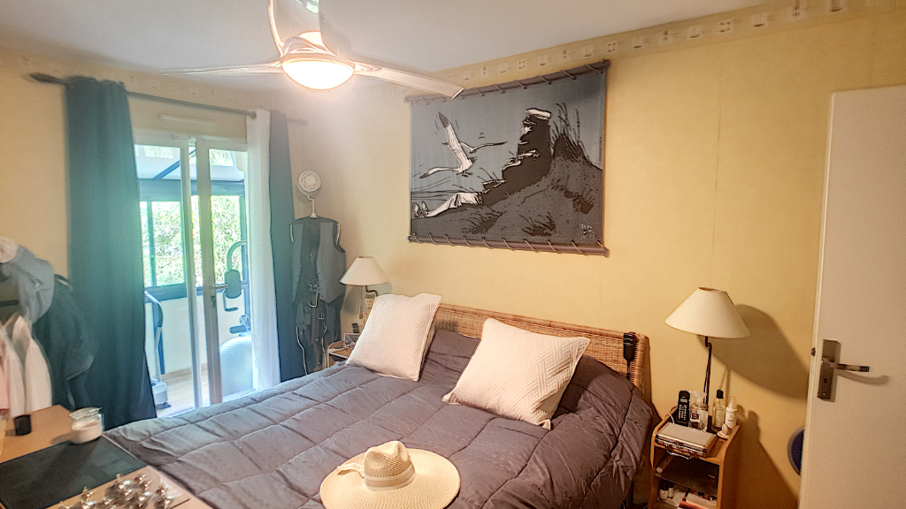 Photo MAISON D'ARCHITECTE ET CONTEMPORAINE AVEC GRANDE TERRASSE,PISCINE ET JACUZZI - BORDEAUX image 3/6