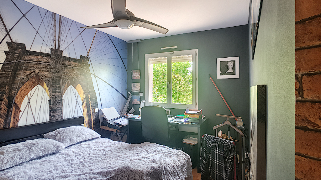 Photo MAISON D'ARCHITECTE ET CONTEMPORAINE AVEC GRANDE TERRASSE,PISCINE ET JACUZZI - BORDEAUX image 6/6