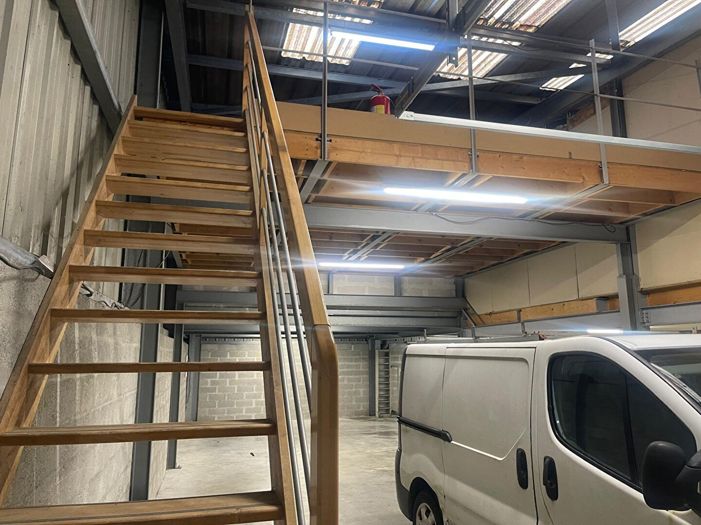 Photo Entrepôt / Local Industriel  255 m2 - Mérignac image 6/6