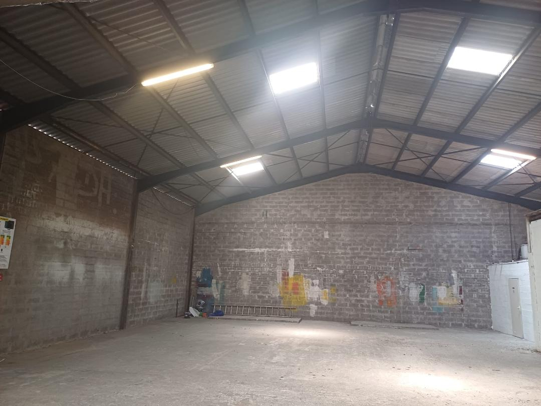 Photo Entrepôt de 600 m2 à louer - Lormont image 4/6
