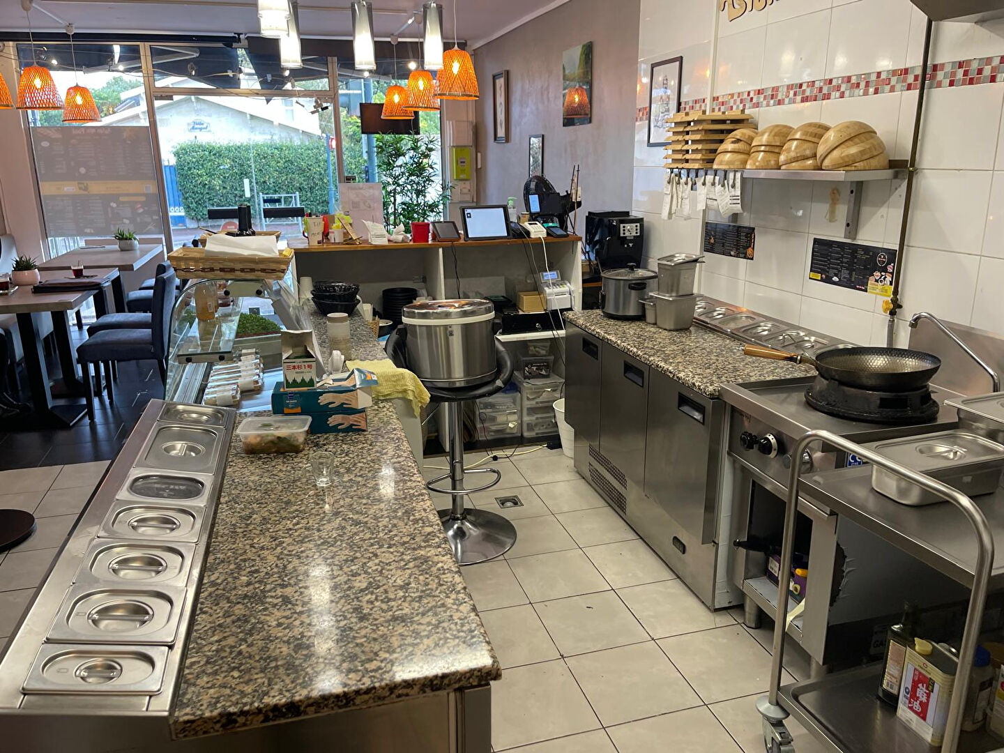 Photo FDC AUX NORMES SPECIALE OU RESTAURANT RAPIDE - LE BOUSCAT image 2/6