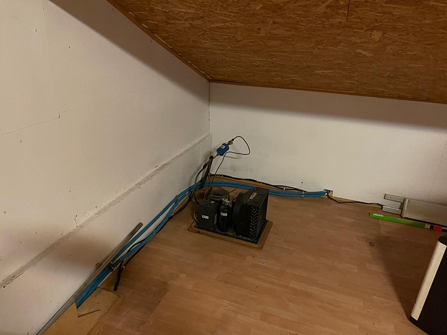 Photo FDC AUX NORMES SPECIALE OU RESTAURANT RAPIDE - LE BOUSCAT image 6/6