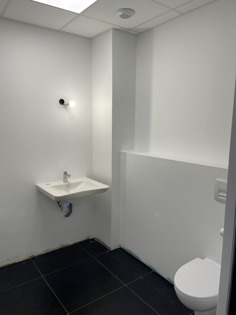 Photo Local commercial 480 m2 - Pessac image 5/6