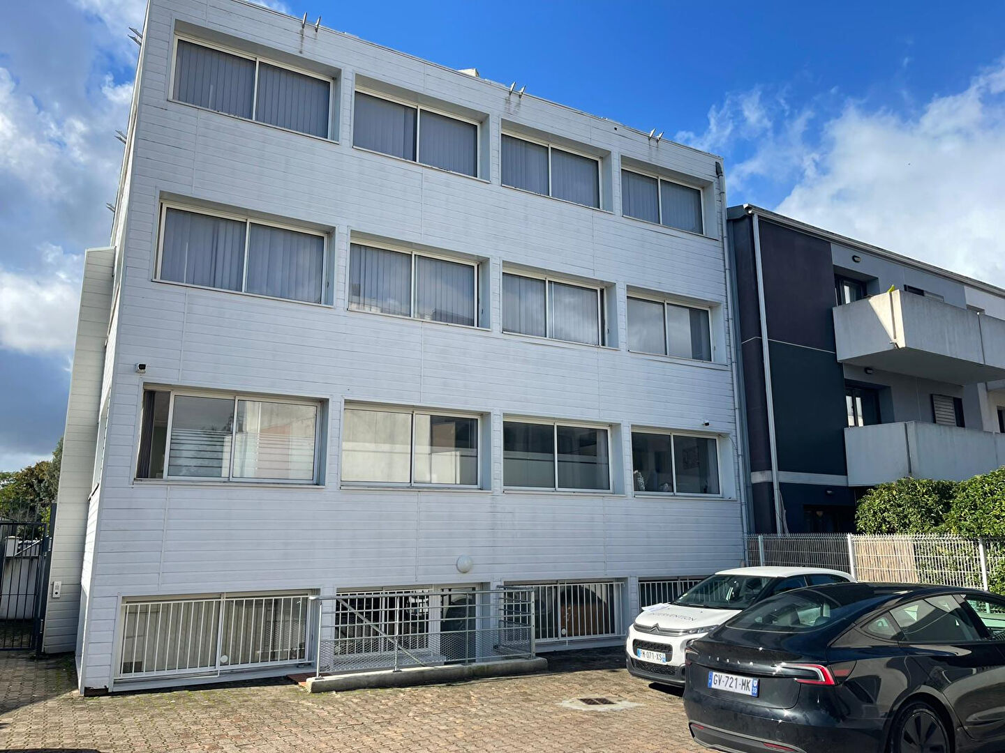 Photo Local pour activité de beauté - Le Haillan image 2/6