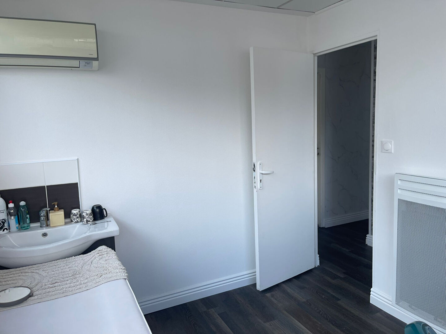 Photo Local pour activité de beauté - Le Haillan image 4/6