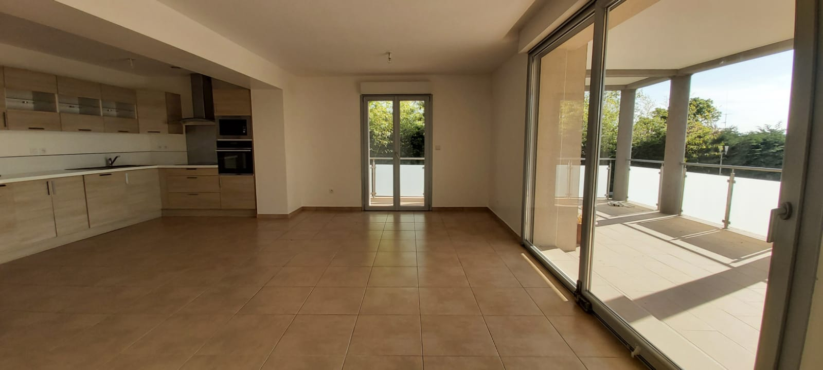 A louer T4 de 102 m² meublé - Charly 69390