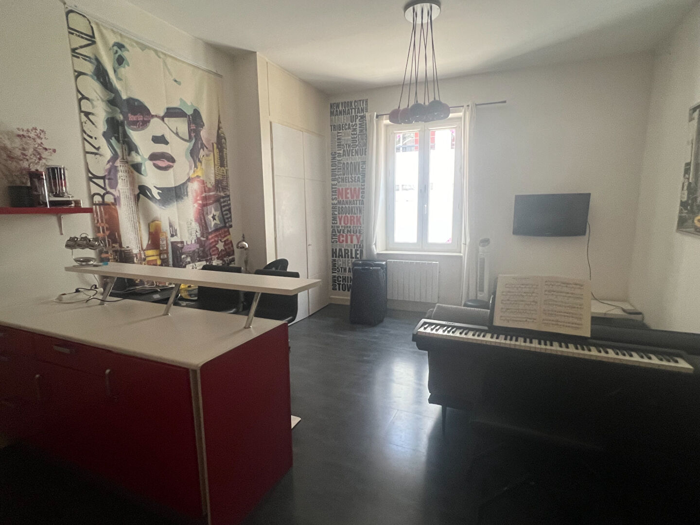 Photo T2 meublé 40 m² - Lyon 9 - Gorge de Loup image 2/5