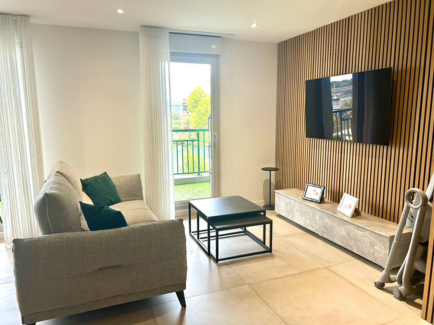 Photo T4 à vendre caluire en face de la cité internationale et parc tête d'or LYON 6 image 1/6