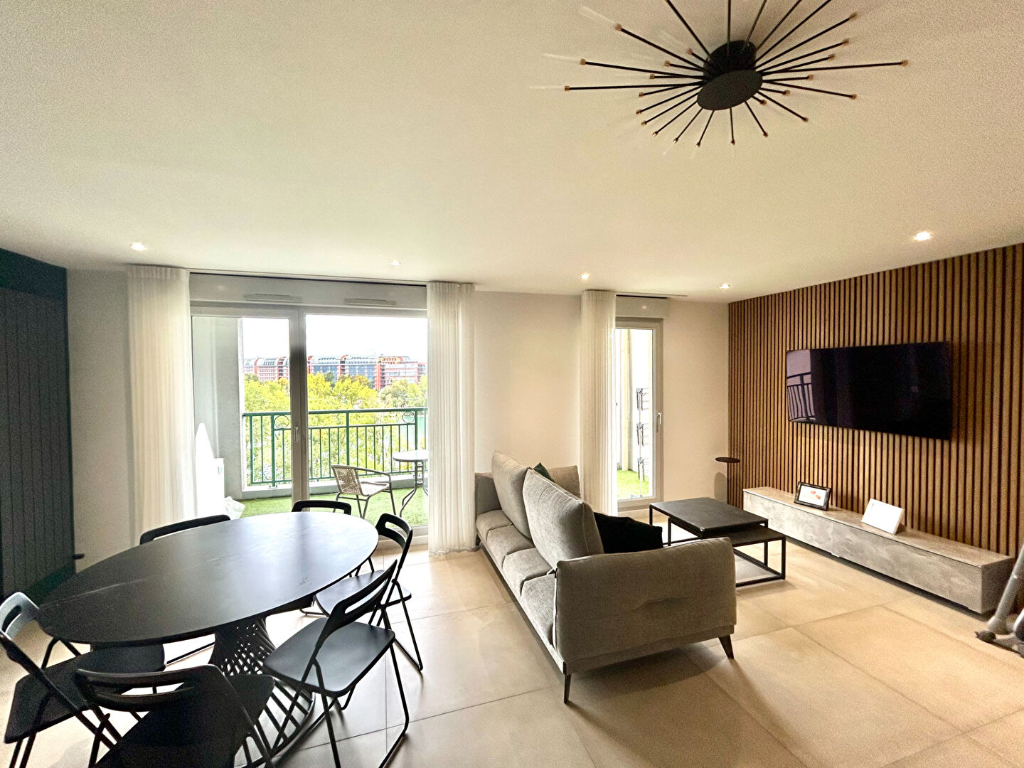 Photo T4 à vendre caluire en face de la cité internationale et parc tête d'or LYON 6 image 2/6