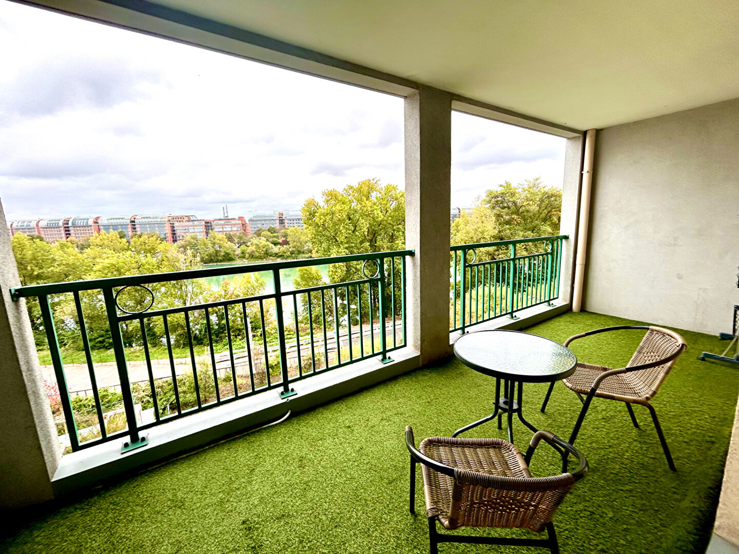 Photo T4 à vendre caluire en face de la cité internationale et parc tête d'or LYON 6 image 3/6