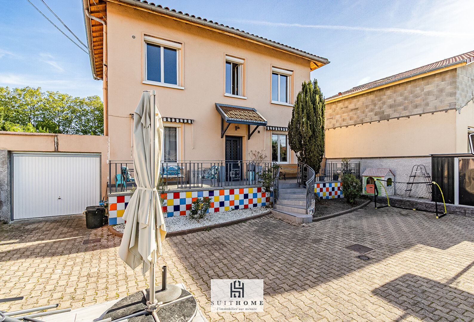 Agence immobilière de 
 Suit Home Patrimoine Lyon - Suithome 
