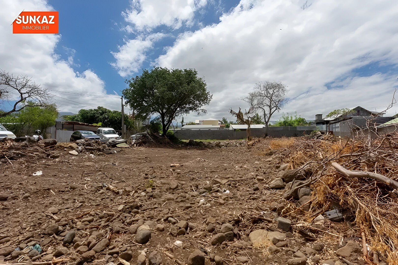 Photo A vendre- St Pierre- Terrain de 426 m2 image 3/3