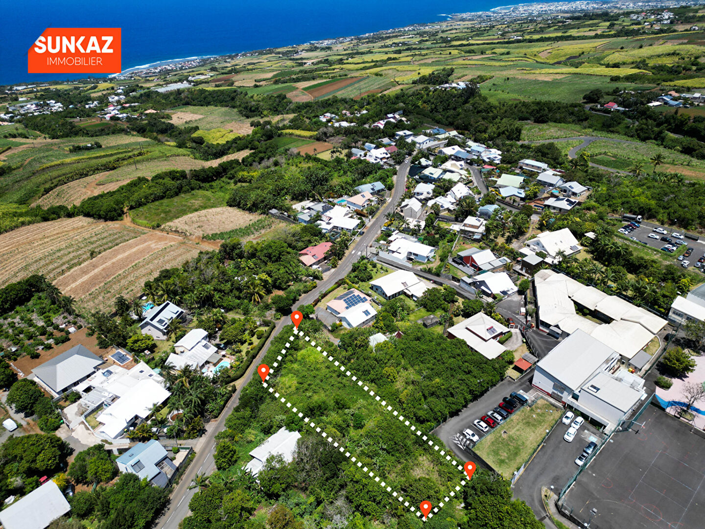 Terrain Petite Ile 1709 m2