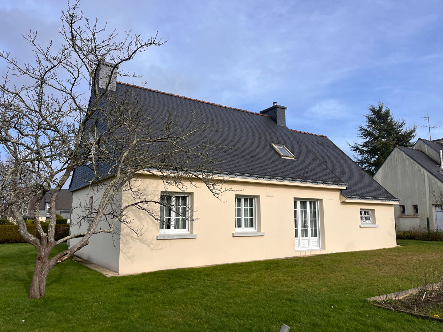 Agence immobilière de 
 Surzur Immobilier - SURZUR IMMOBILIER 
