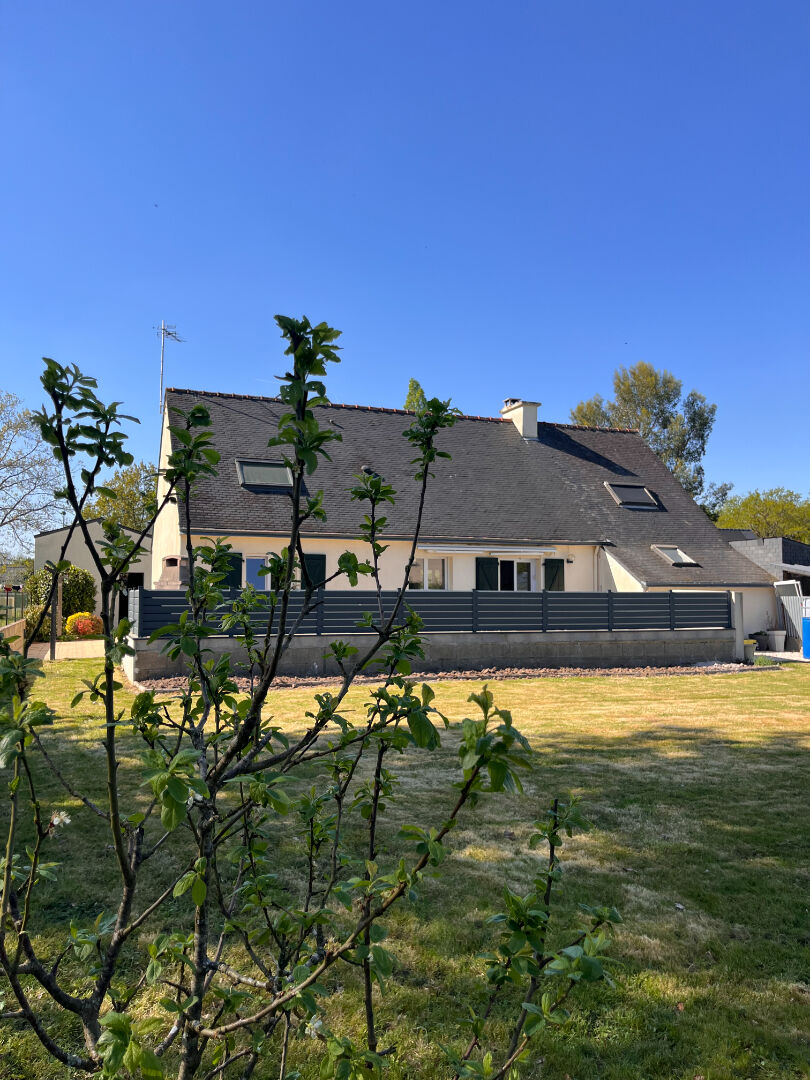 Agence immobilière de 
 Surzur Immobilier - SURZUR IMMOBILIER 
