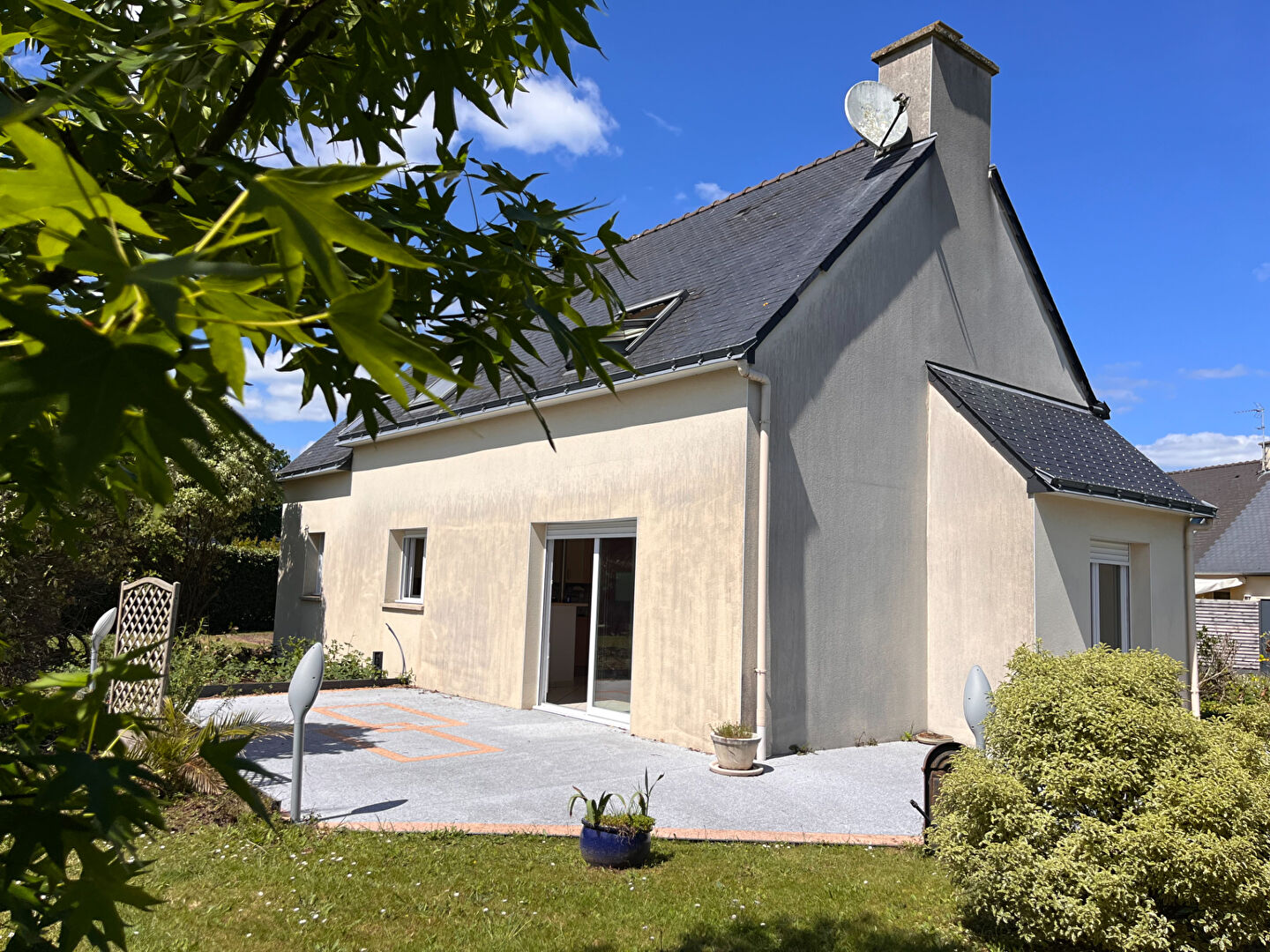 Agence immobilière de 
 Surzur Immobilier - SURZUR IMMOBILIER 
