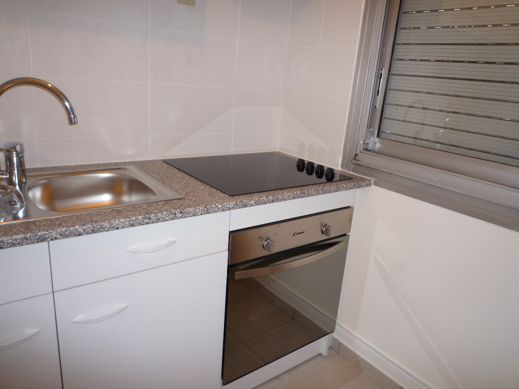 Photo Appartement VILLEMOMBLE - 1 pièce(s) - 29,78 m2 image 4/6