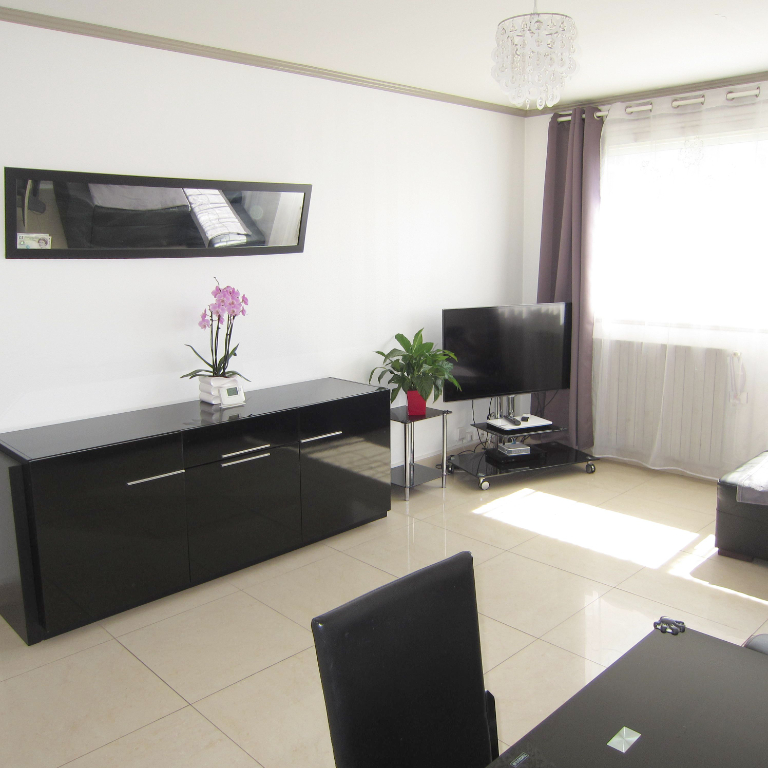 Photo APPARTEMENT GAGNY - 3 pièce(s) - 62 m2 image 2/6