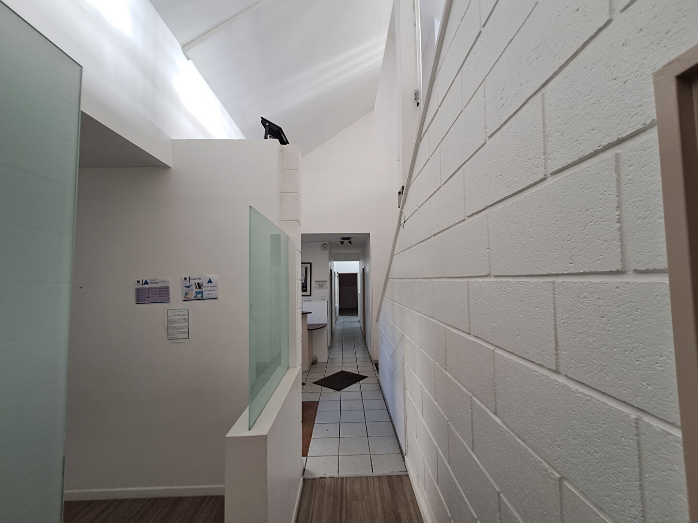 Photo Immeuble (Cabinet Médical) Chelles 14 pièce(s) image 3/6