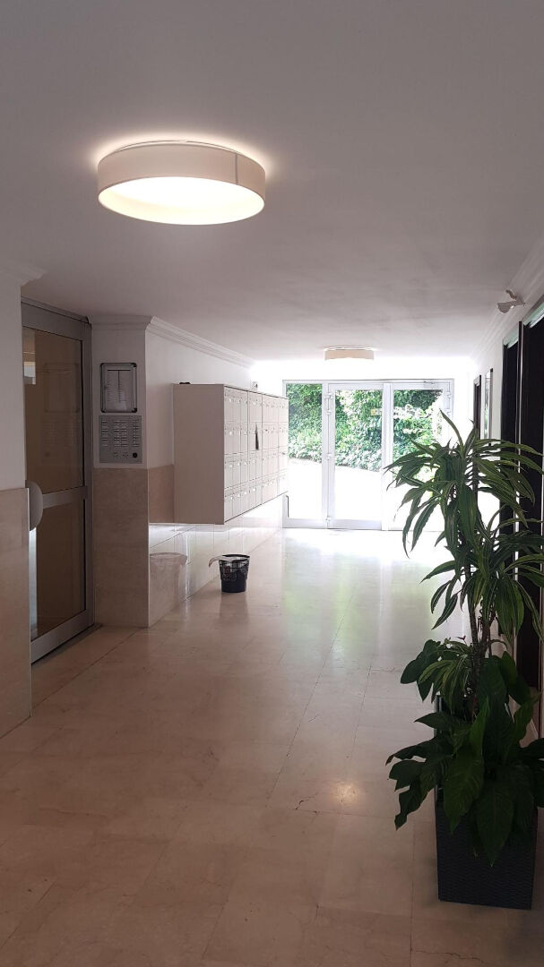 Photo Appartement Nogent Sur Marne 2 pièce(s) 45.86 m2 image 2/6