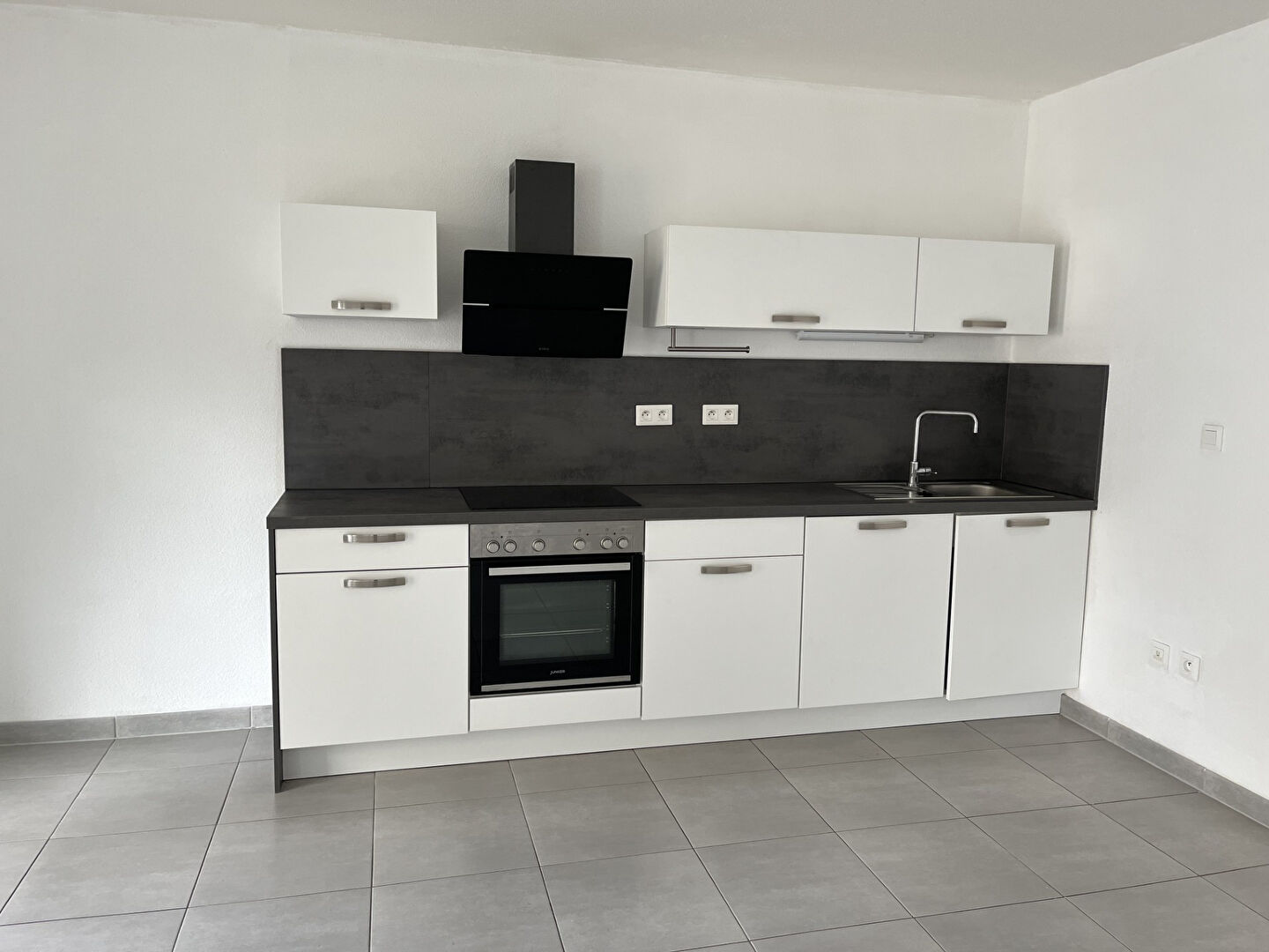 Photo Appartement 3 pièces - 73m² - Balcon image 4/6