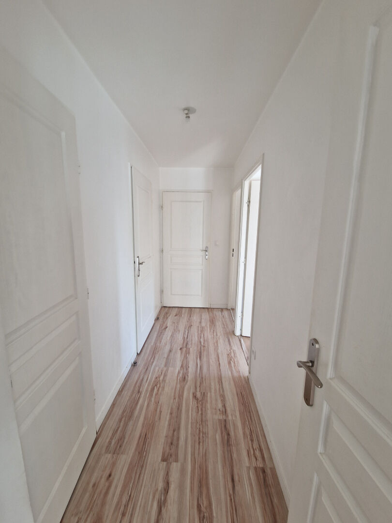 Photo Appartement  3 pièce(s) 66.61 m2 image 6/6