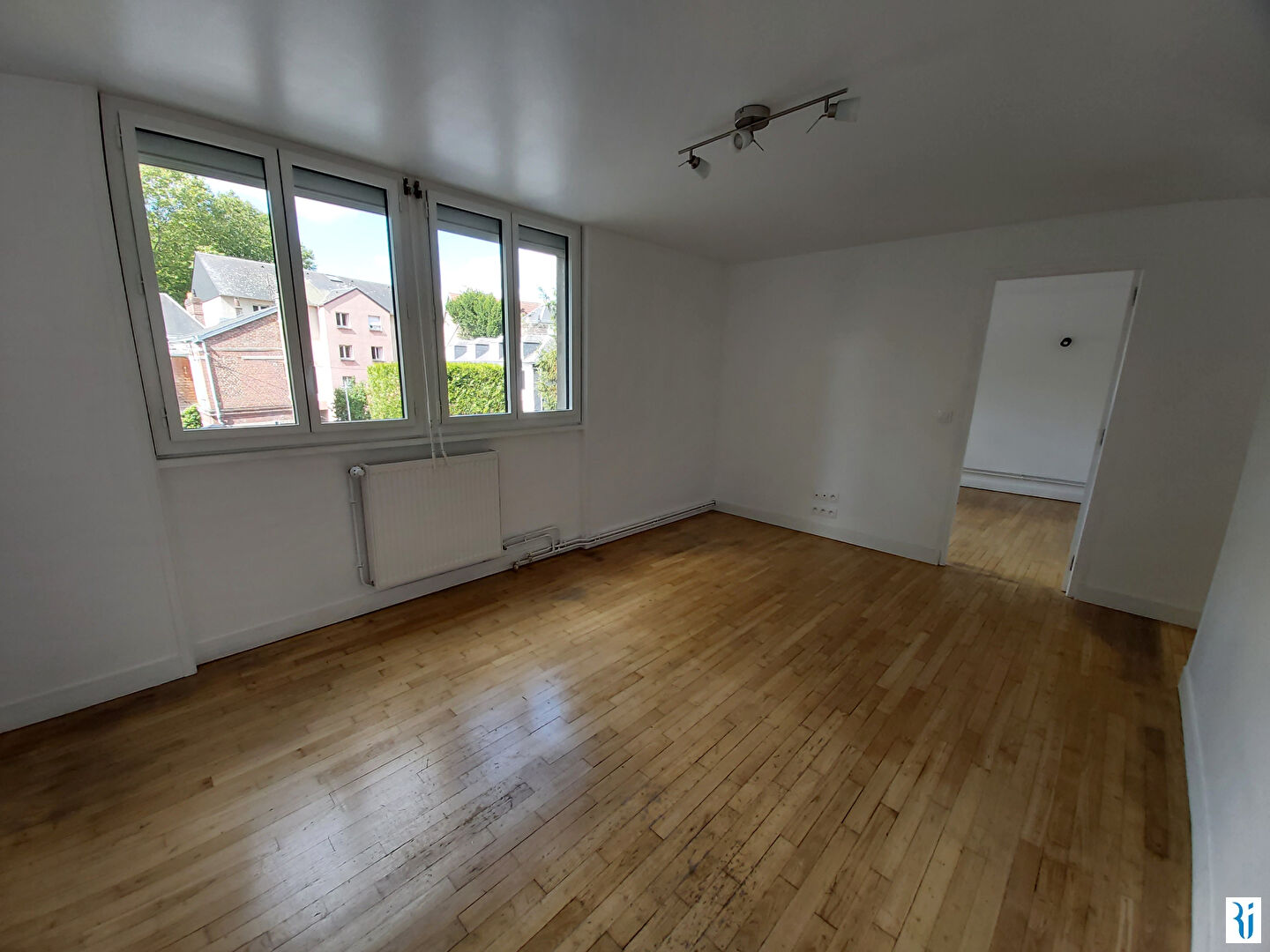 Photo F3 LUMINEUX - ROUEN BOULINGRIN image 2/5