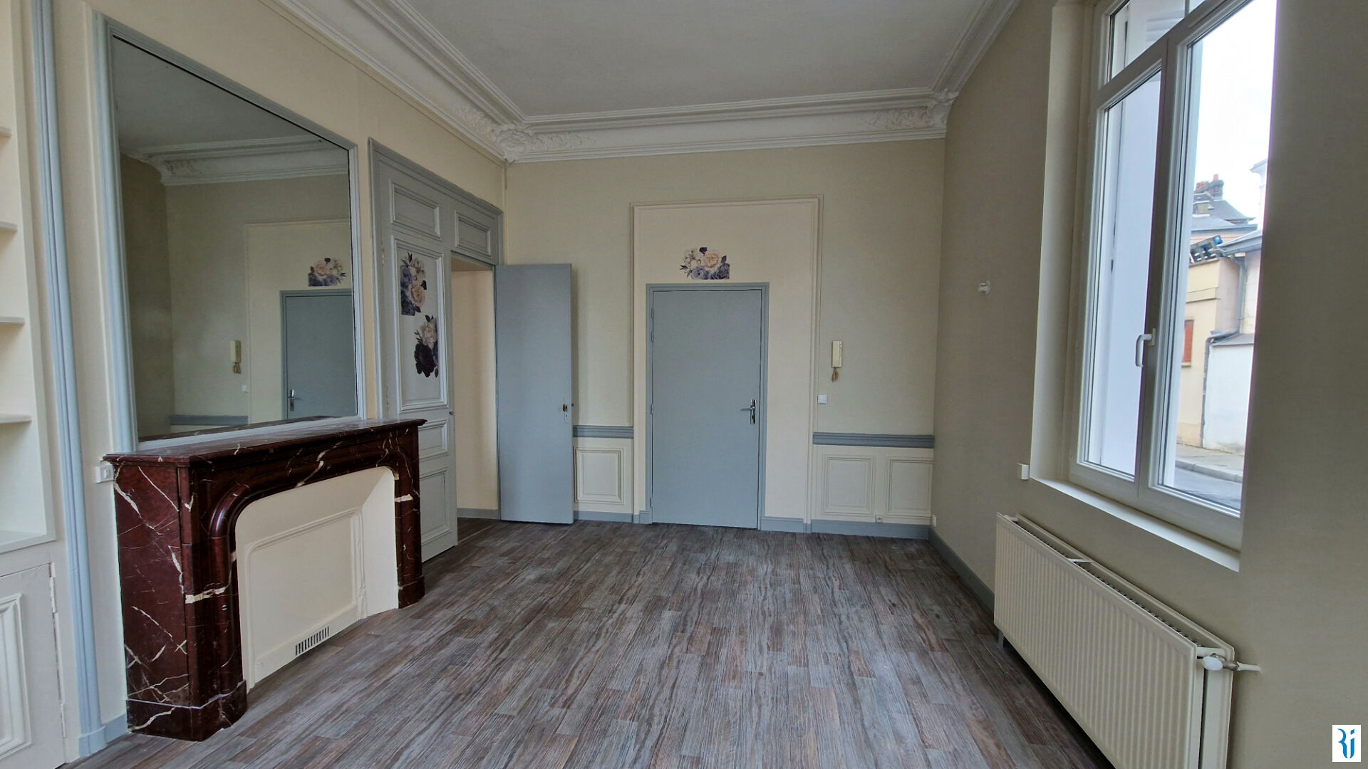 Photo F2  ROUEN RUE DUGUAY TROUIN image 3/6