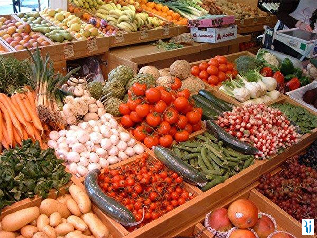 COURS DES HALLES .PLATEAU. EST