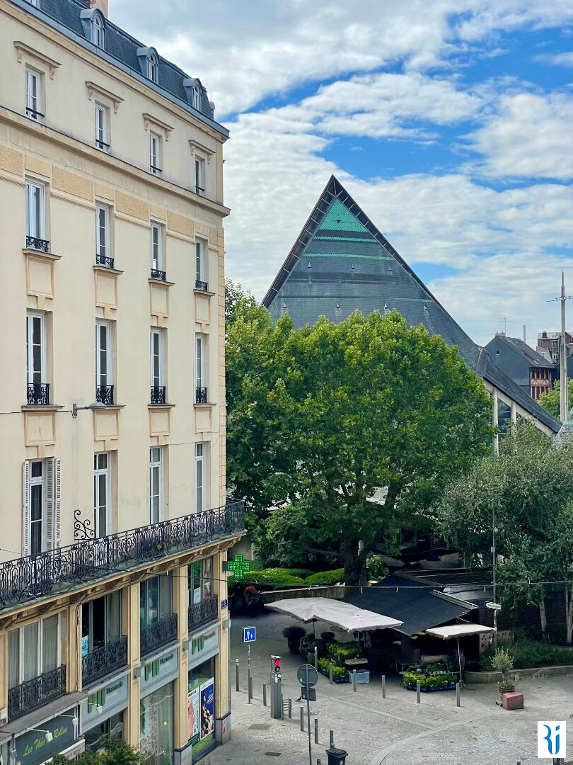 Photo F3 65 M² ROUEN - VIEUX MARCHE image 4/6