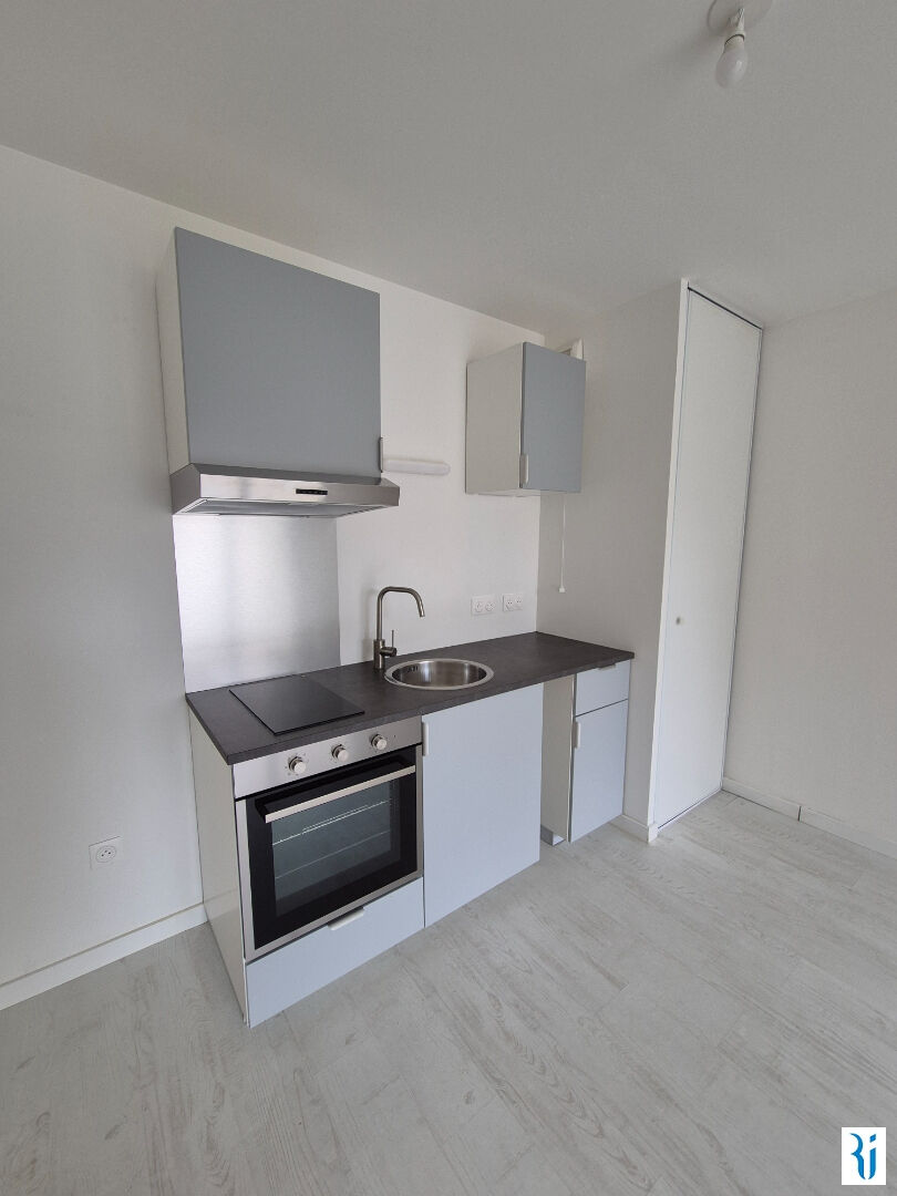 Photo F2 NEUF AVEC TERRASSE ET PARKING - BIHOREL image 4/6