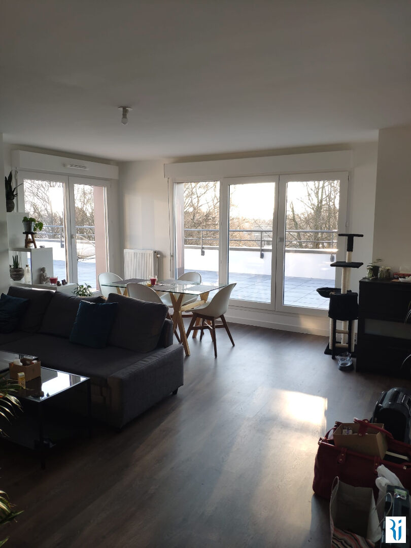 Photo F4 84 m² TERRASSE ET PARKINGS -  BOIS GUILLAUME MAIRIE image 4/6