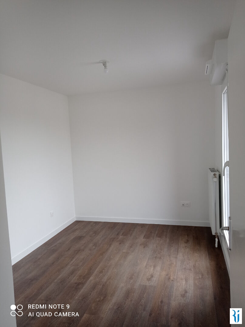 Photo F4 84 m² TERRASSE ET PARKINGS -  BOIS GUILLAUME MAIRIE image 6/6