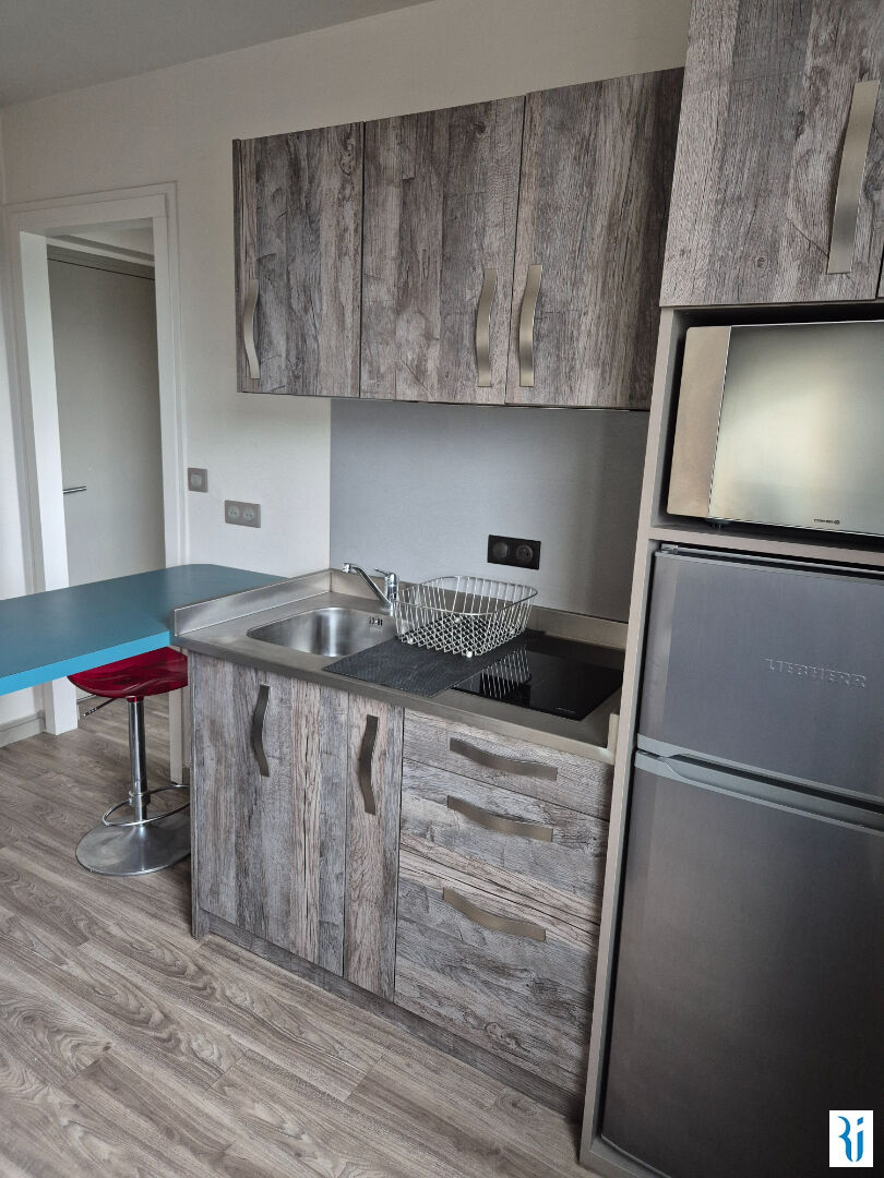 Photo F2 MEUBLE TOUTES CHARGES COMPRISES - DEVILLE LES ROUEN image 2/6