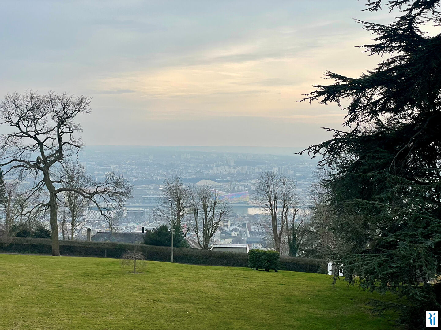 Appartement MONT SAINT AIGNAN (76130) 4 pièces 143 m²