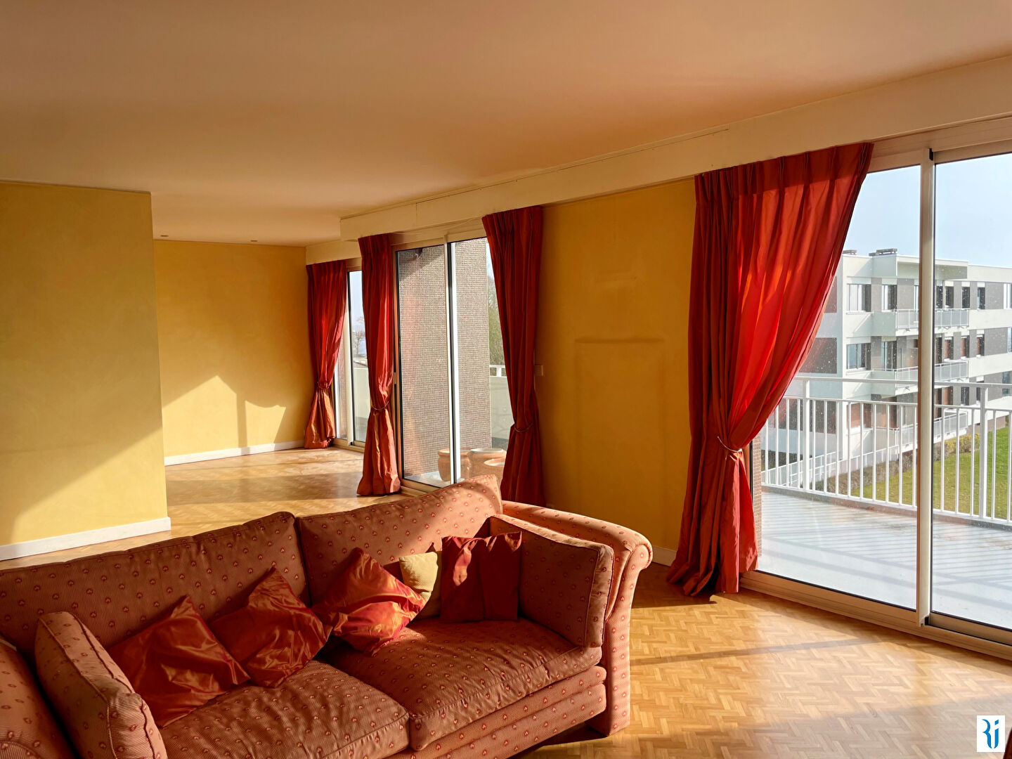 Photo Appartement MONT SAINT AIGNAN (76130) 4 pièces 143 m² image 3/6