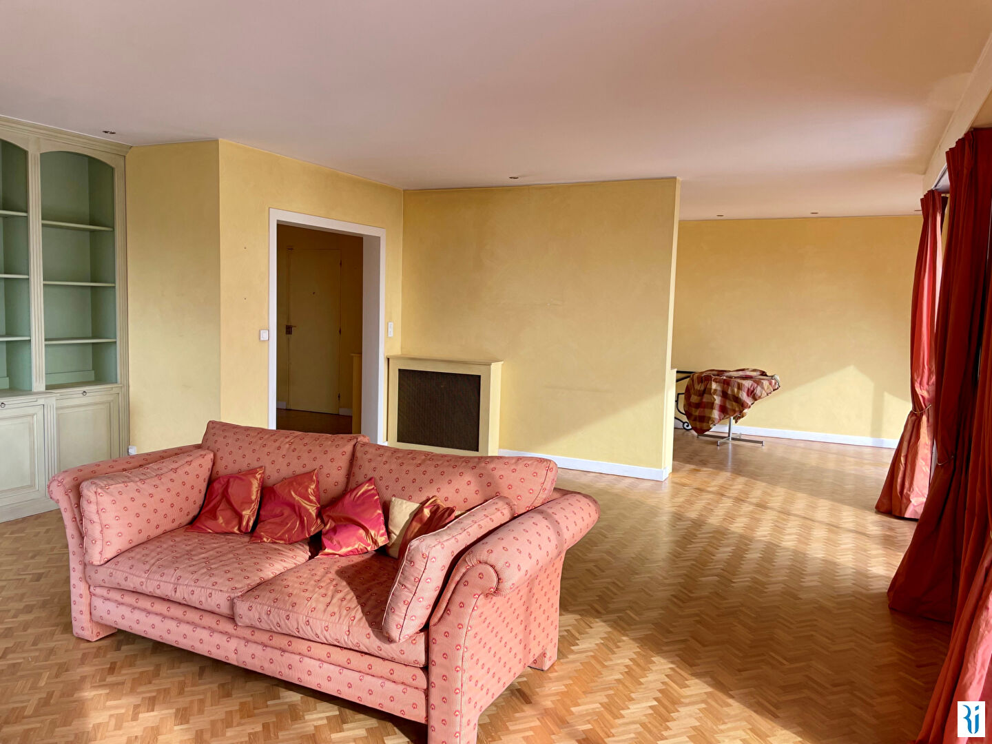 Photo Appartement MONT SAINT AIGNAN (76130) 4 pièces 143 m² image 6/6