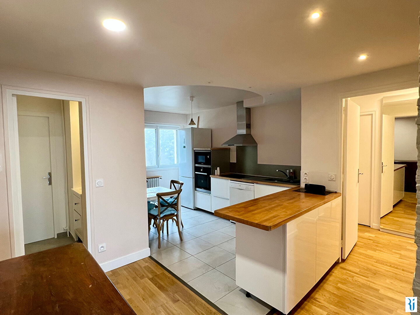 Photo Appartement Rouen 4 pièce(s) 73.10 m2 image 2/6