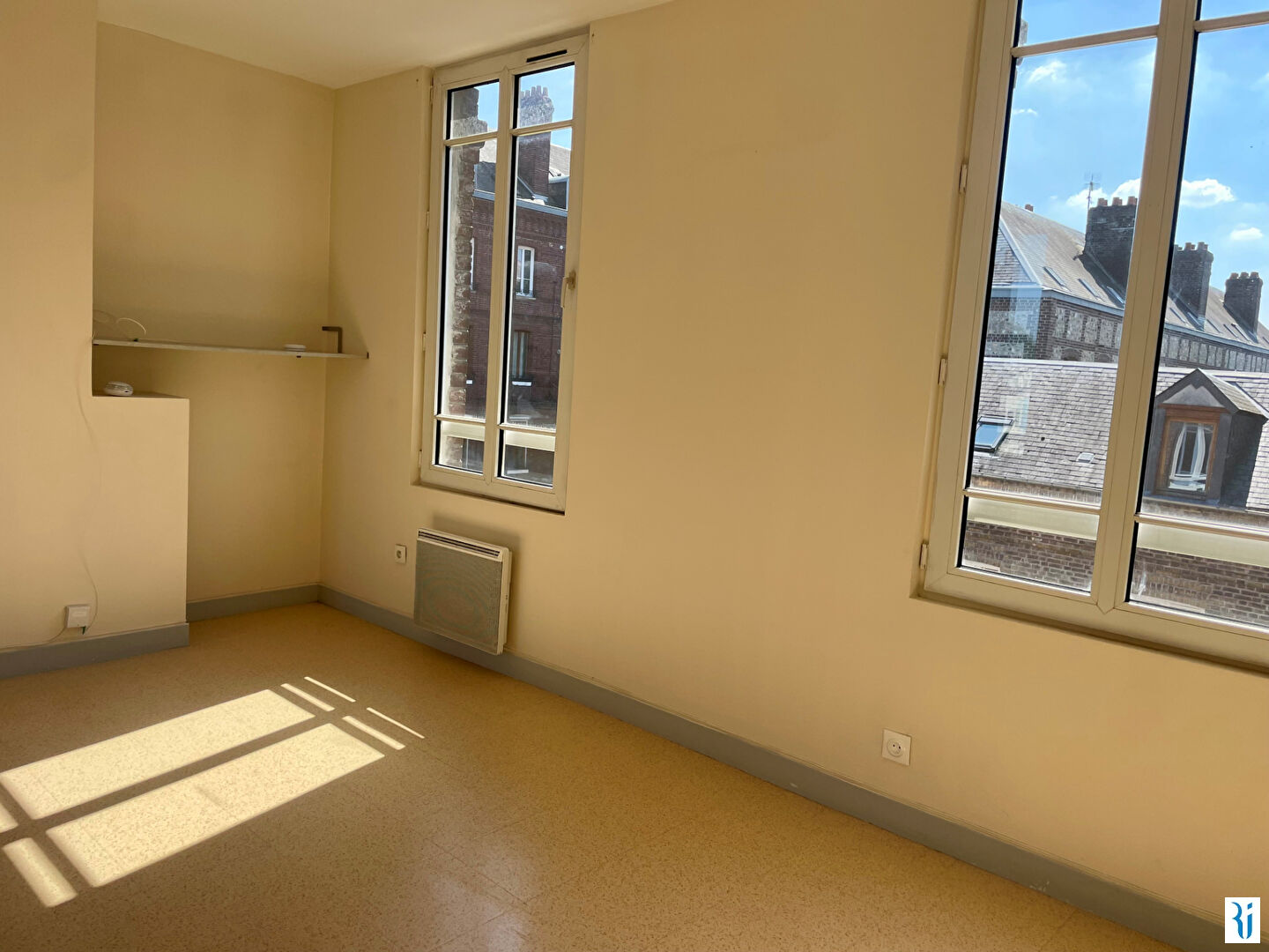 Photo Appartement ROUEN (76100)  rue de Lessard 2 pièces 48m² image 6/6