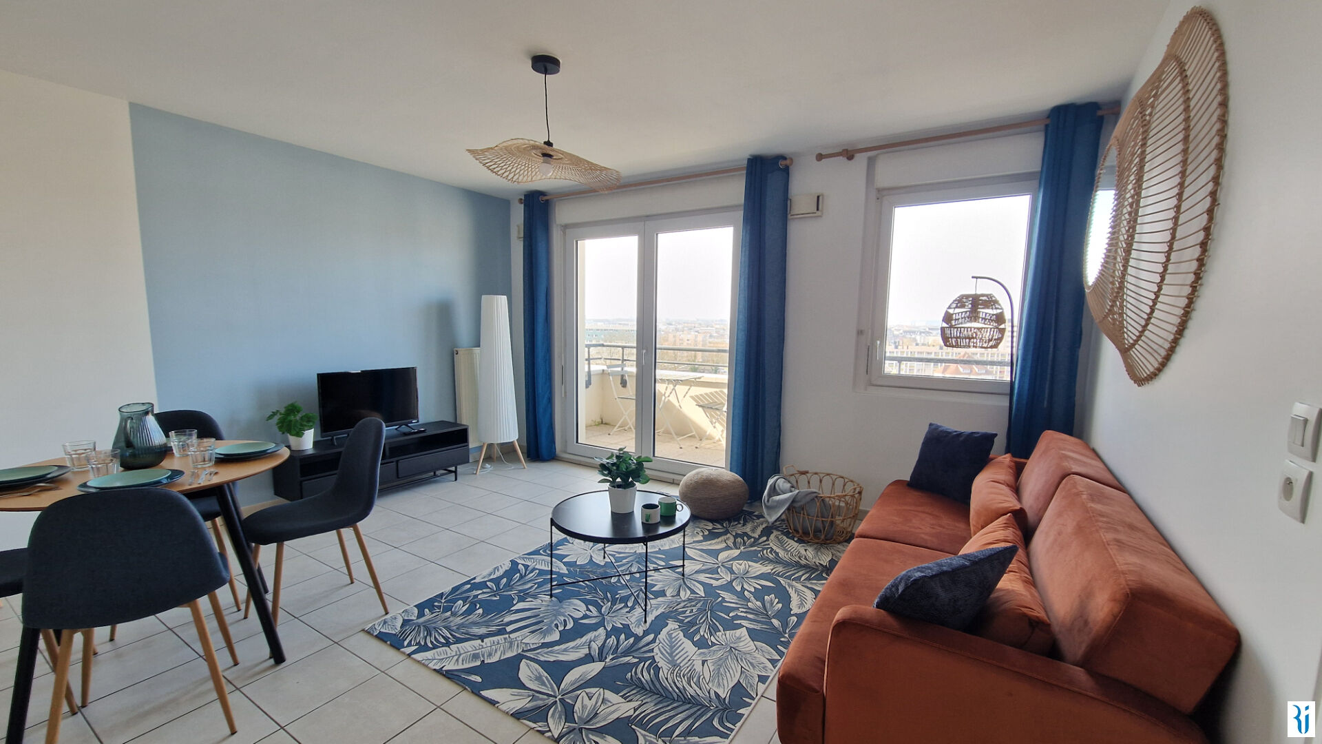 Photo F3 MEUBLE CHAUFFAGE COMPRIS TERRASSE PARKING - BOULEVARD GAMBETTA RÉSIDENCE RÉCENTE image 2/6