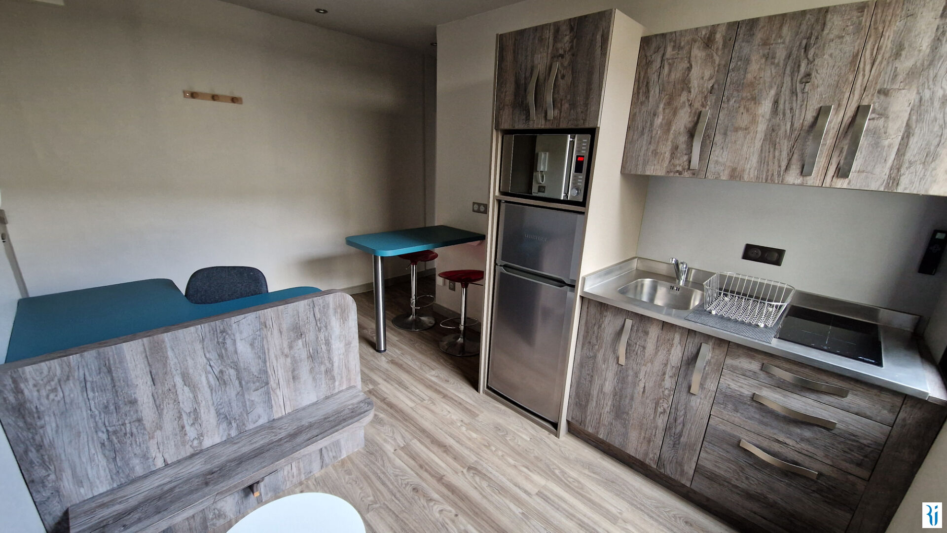 Photo F2 MEUBLE TOUTES CHARGES COMPRISES - DEVILLE LES ROUEN image 2/5