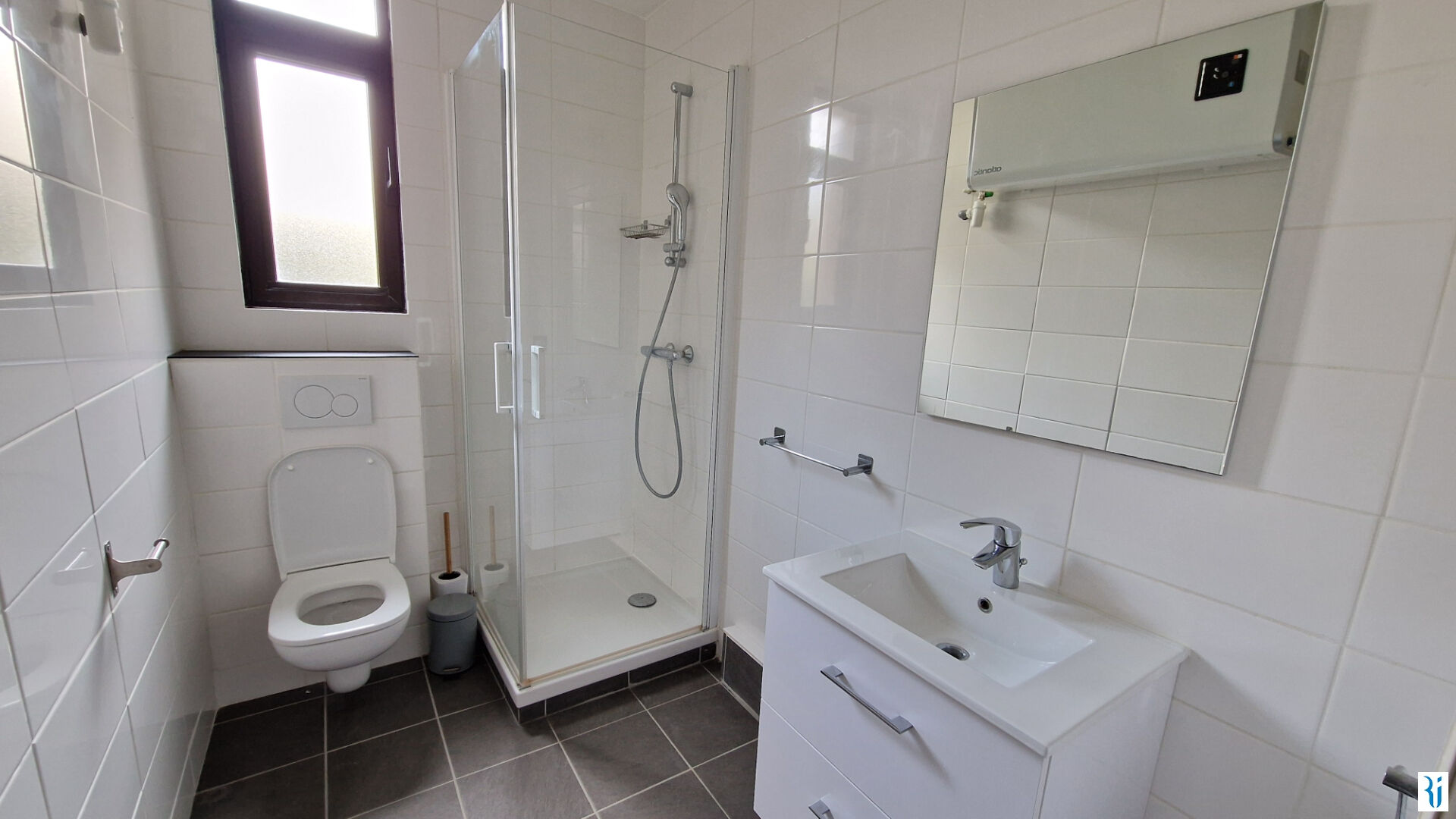 Photo F2 MEUBLE TOUTES CHARGES COMPRISES - DEVILLE LES ROUEN image 3/5