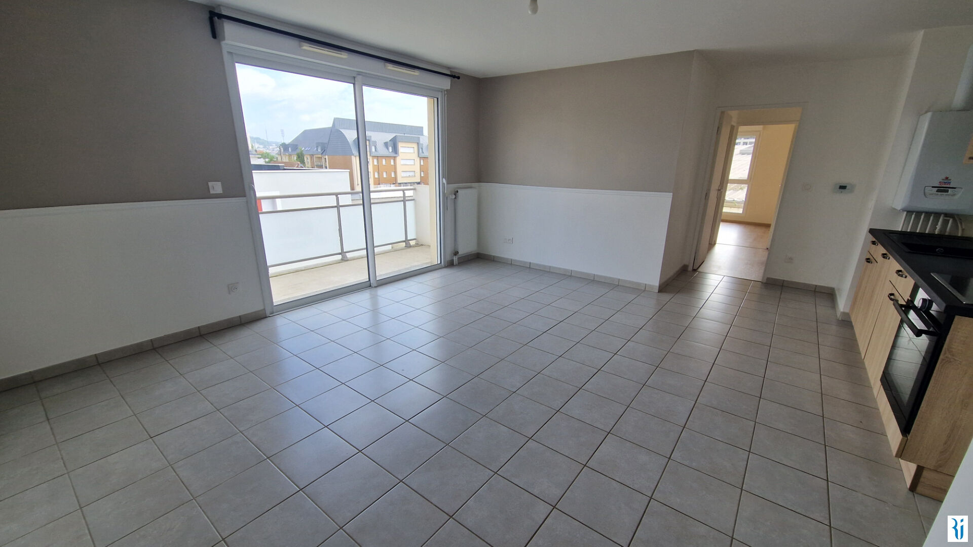 Photo F3 63M² BALCON ET PARKING - LE PETIT QUEVILLY image 2/6
