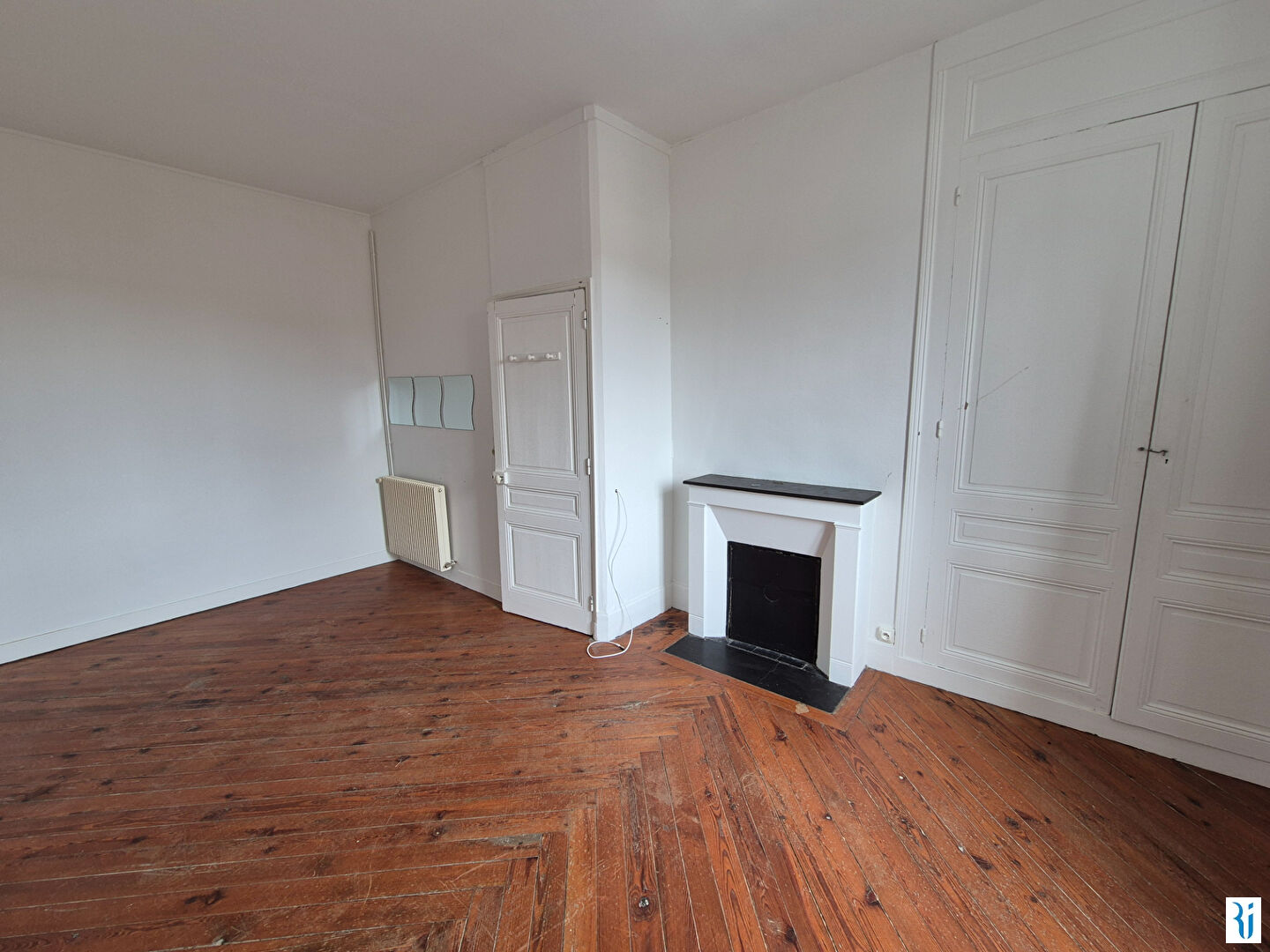 Photo F2 43 M² - RUE DE LESSARD image 6/6