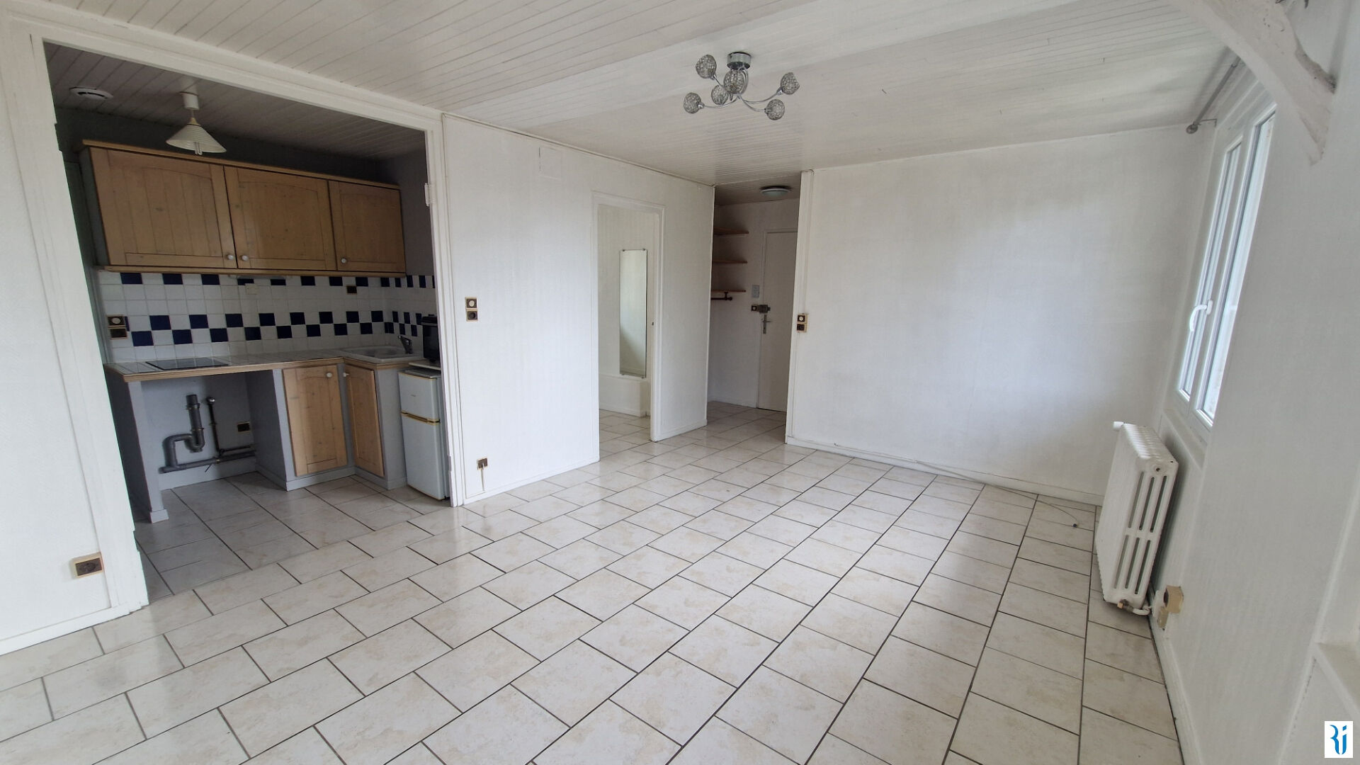 F1 BIS 36 M² CHAUFFAGE COMPRIS - ROUEN CAUCHOISE