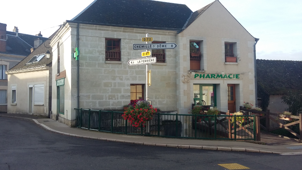 Photo Officine de 78 m2 image 1/6