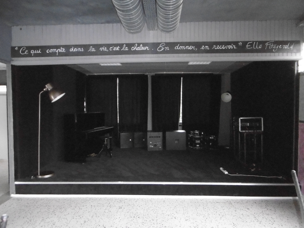 Photo Local commercial La Chartre Sur Le Loir 1 pièce(s) 310 m2 image 6/6