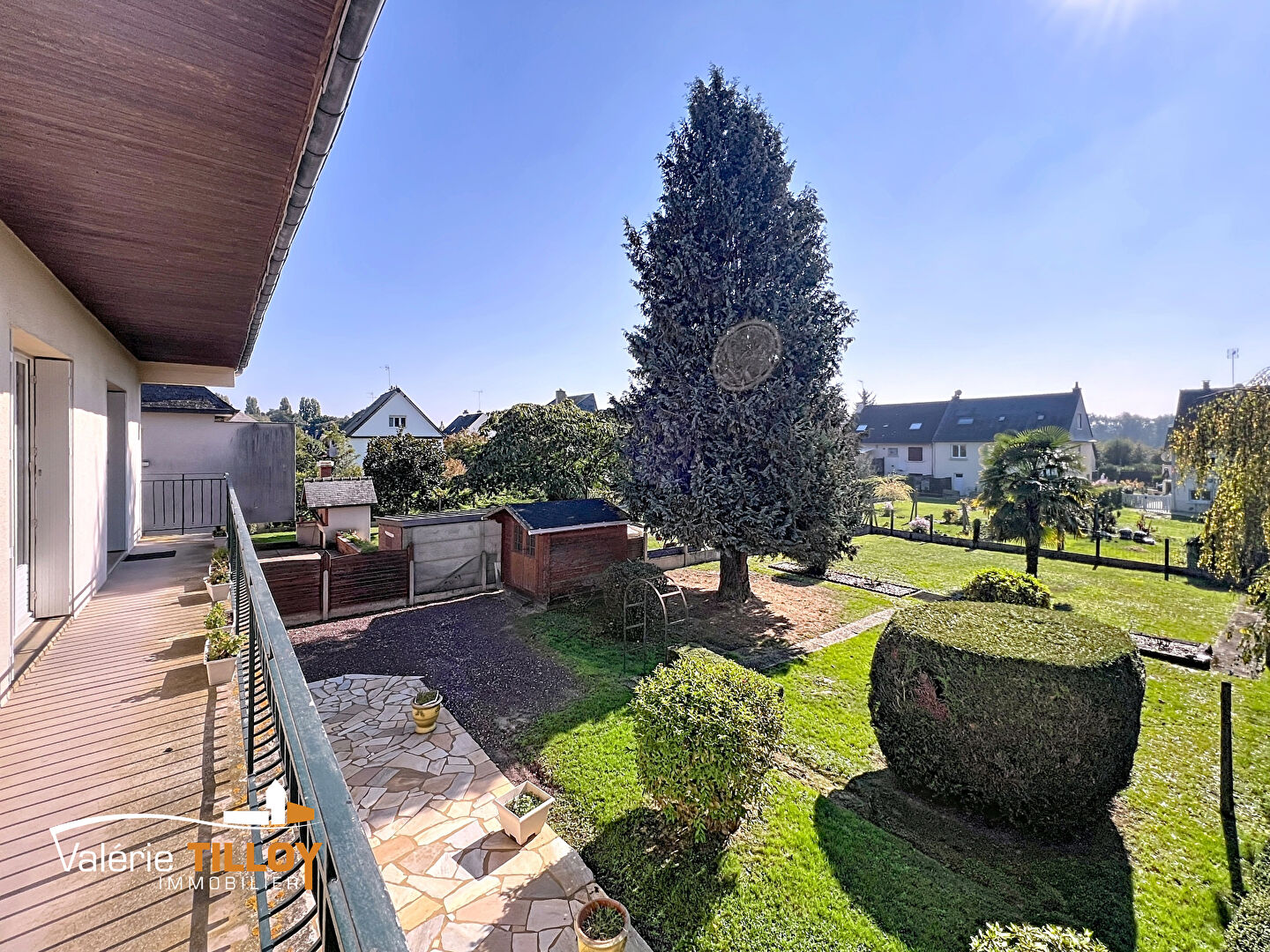 Photo BRUZ - HYPER CENTRE maison familiale de 165m² sur un terrain de 616m² image 2/6