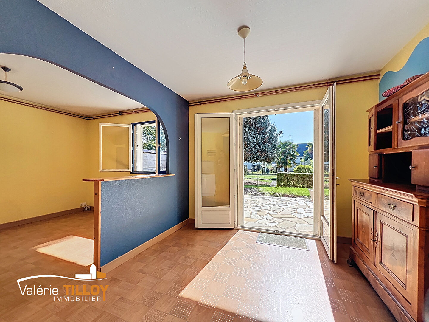 Photo BRUZ - HYPER CENTRE maison familiale de 165m² sur un terrain de 616m² image 5/6