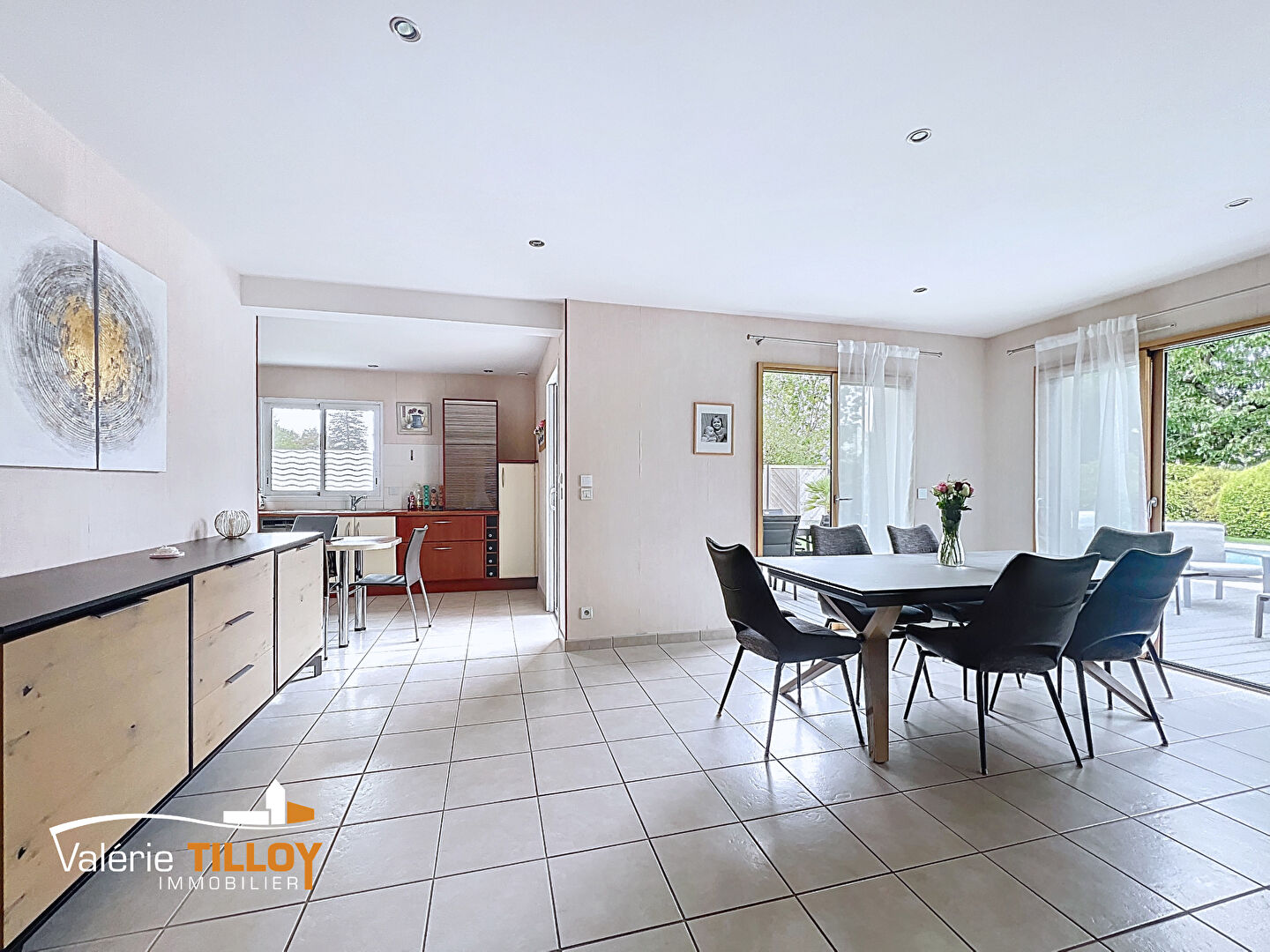 Photo A Bruz, maison de 165m² sur une parcelle de 934m² image 4/6